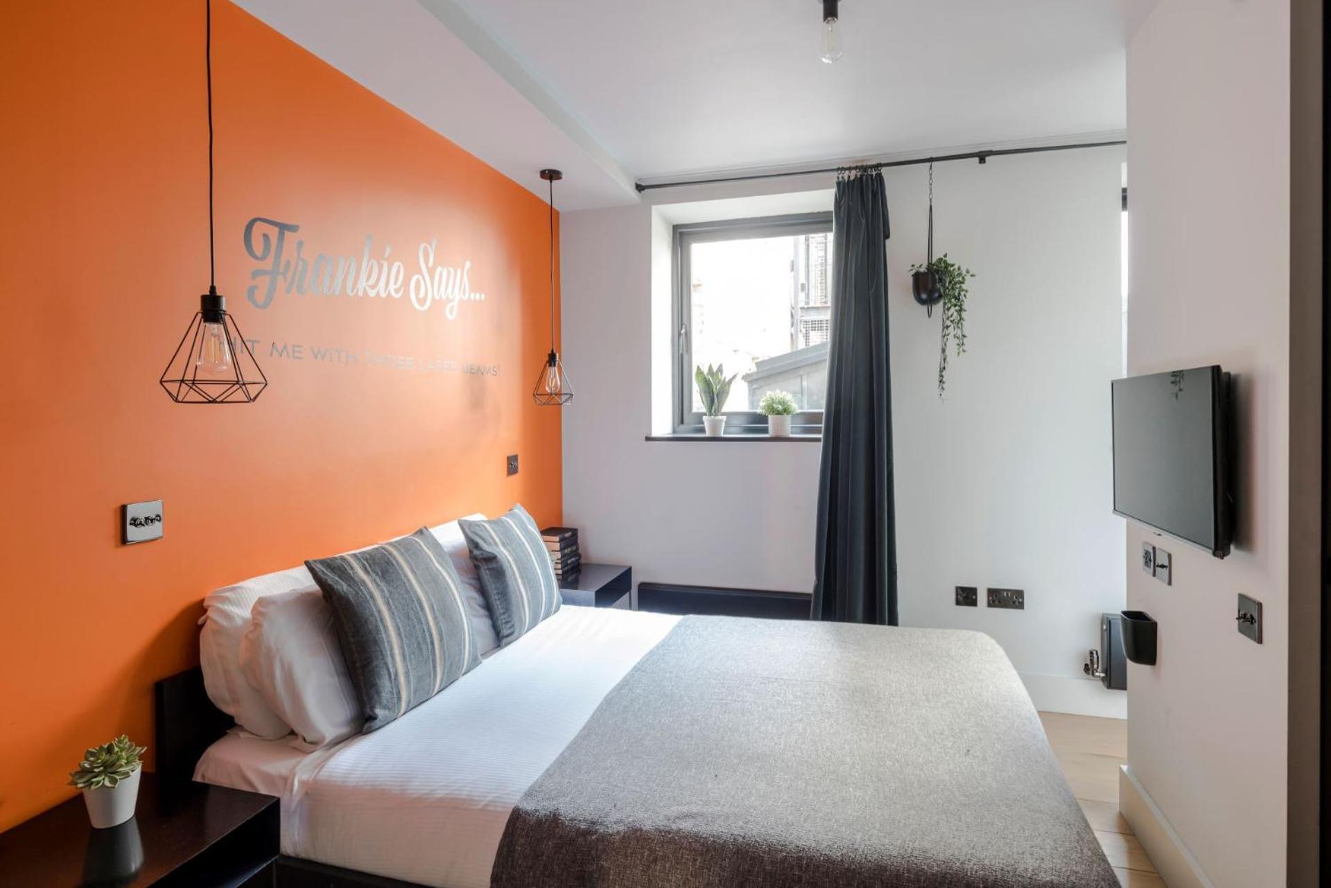 Апартаменты The Good Vibes Parlour - Covent Garden - By Frankie Says Лондон Экстерьер фото